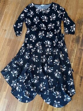 Calvin Klein Women's Set - Top - Ruffle Detailed Midi/Maxi Skirt Black Floral -L